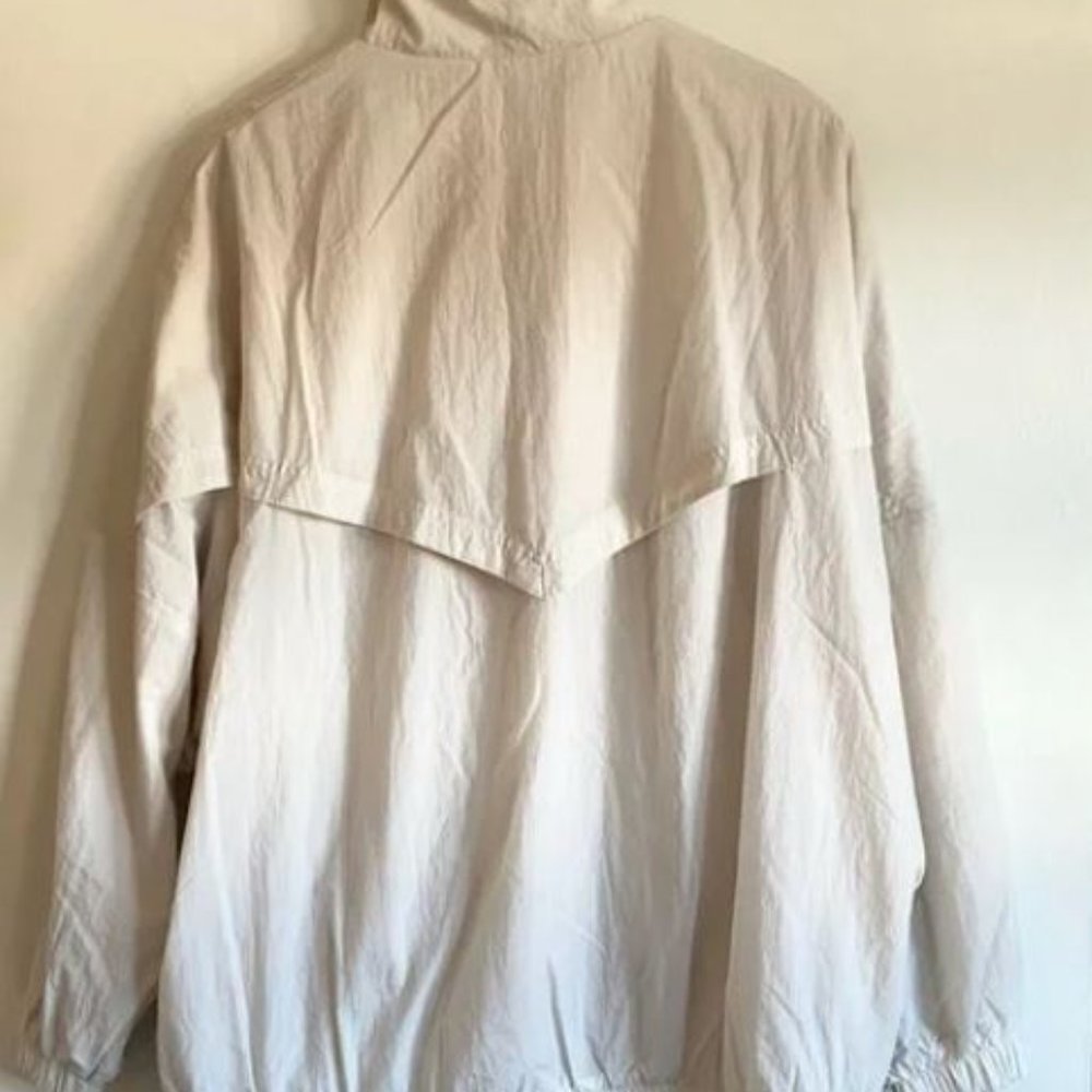 NWT! Nike Women's Sportswear Essential Windrunner Woven Jacket - Picture 2 of 5